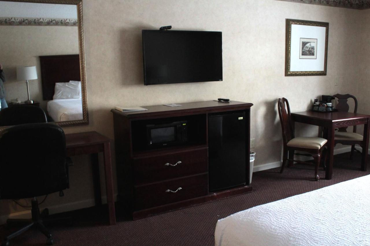 Shiretown Inn & Suites Houlton 外观 照片