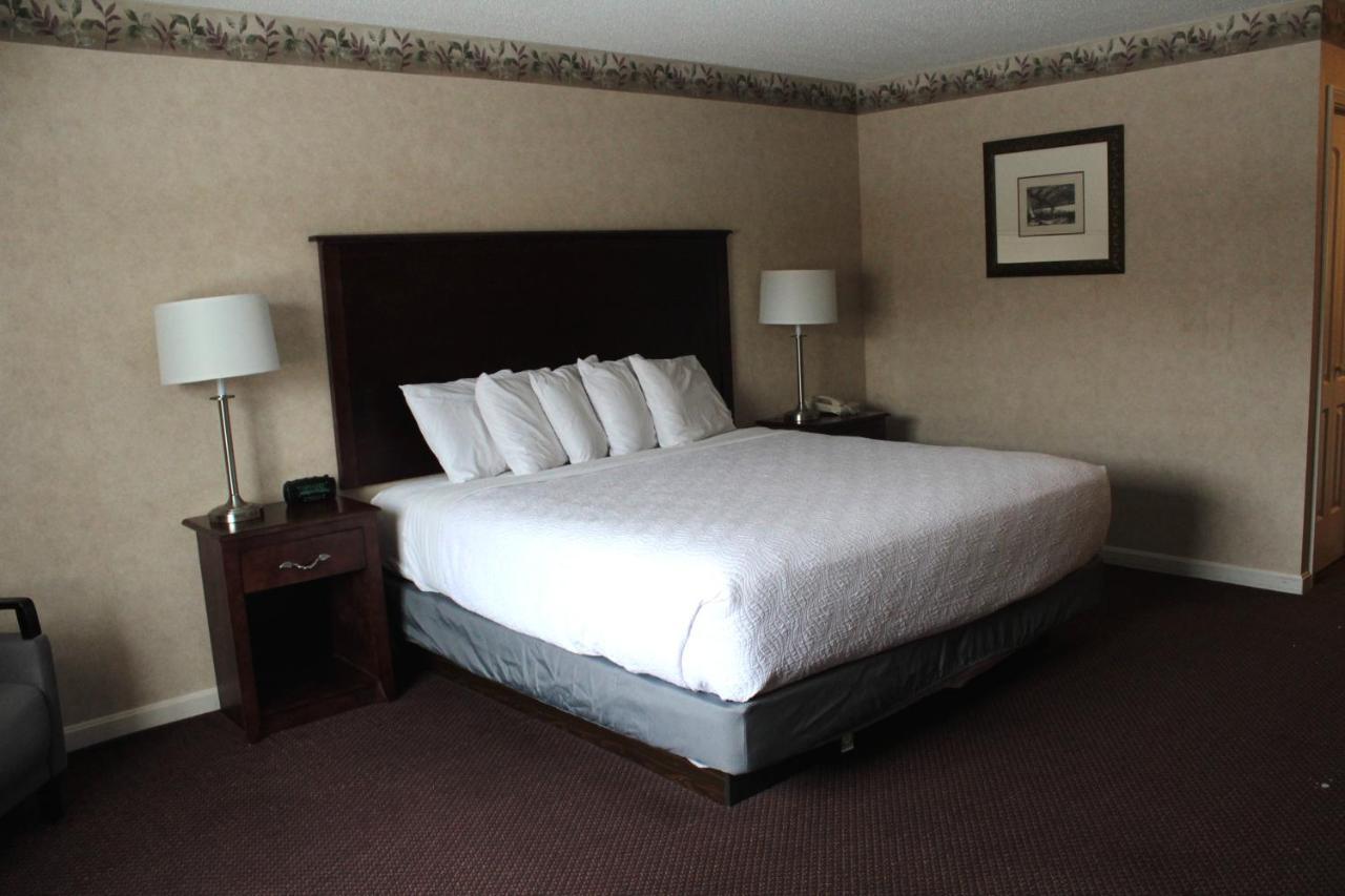 Shiretown Inn & Suites Houlton 外观 照片